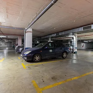 Allo Apartments Cerca Feria - 2 Habitaciones - Parking Gratis , Jerez de la Frontera España